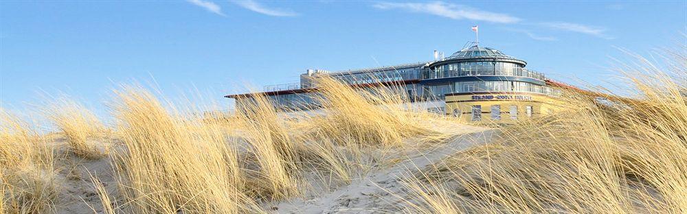 Strand-hotel Huebner 4*